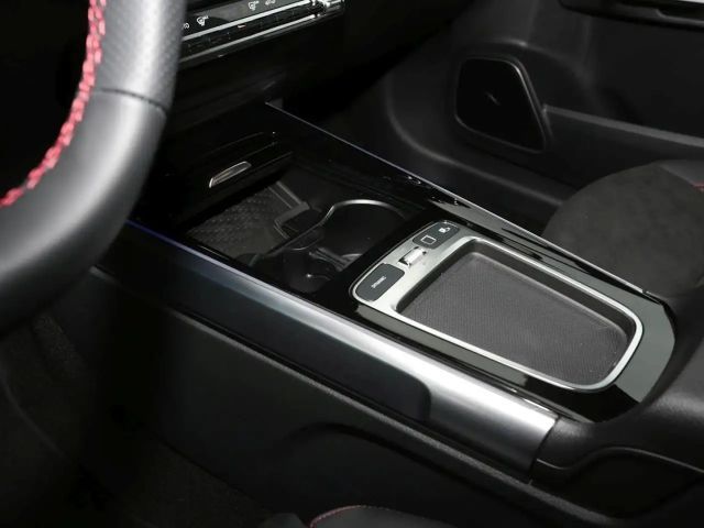 Mercedes-Benz GLB 250 4MATIC AMG Line