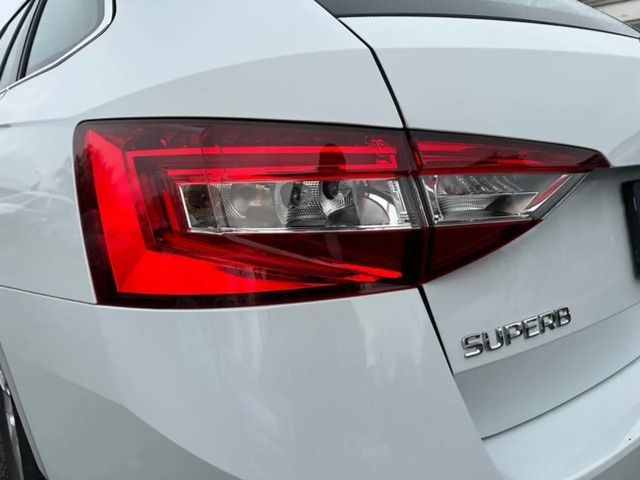 Skoda Superb 1.5 TSI Ambition Combi