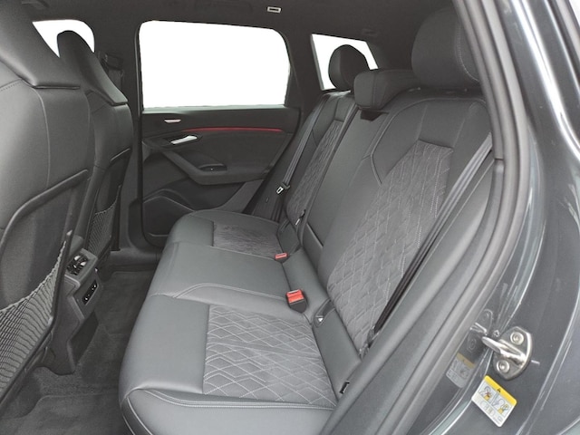 Audi Q6 e-tron Quattro