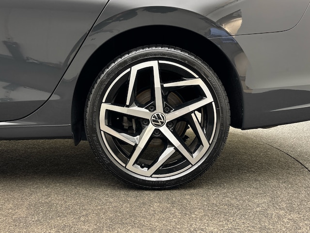 Volkswagen Golf 2.0 TDI DSG Golf VIII Variant