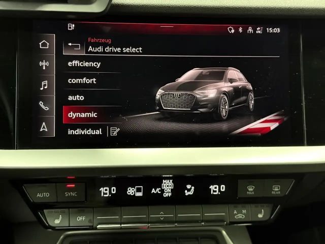 Audi A3 45 TFSI Hybride S-Line Sedan