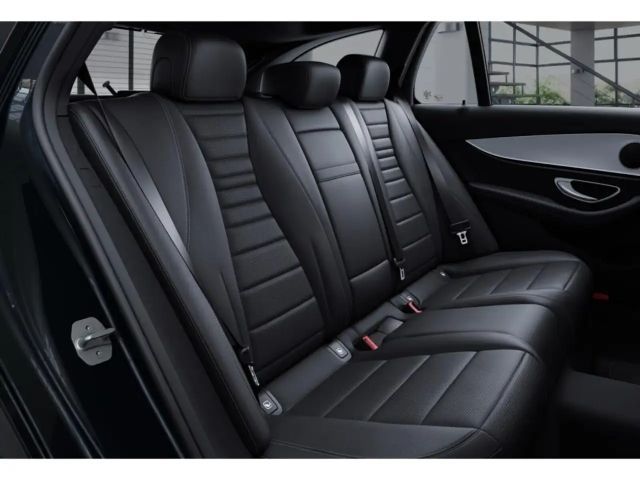 Mercedes-Benz E 200 4MATIC