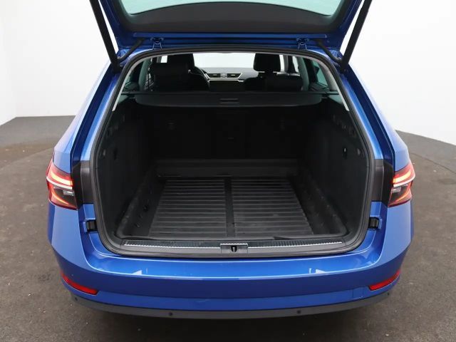 Skoda Superb 2.0 TDI Combi Style Style