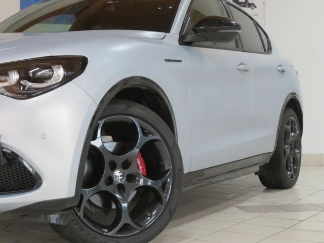 Alfa Romeo Stelvio Q4