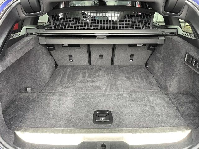 BMW 330 330e M-Sport Touring xDrive