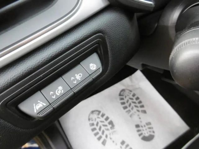 Renault Captur Intens TCe 140