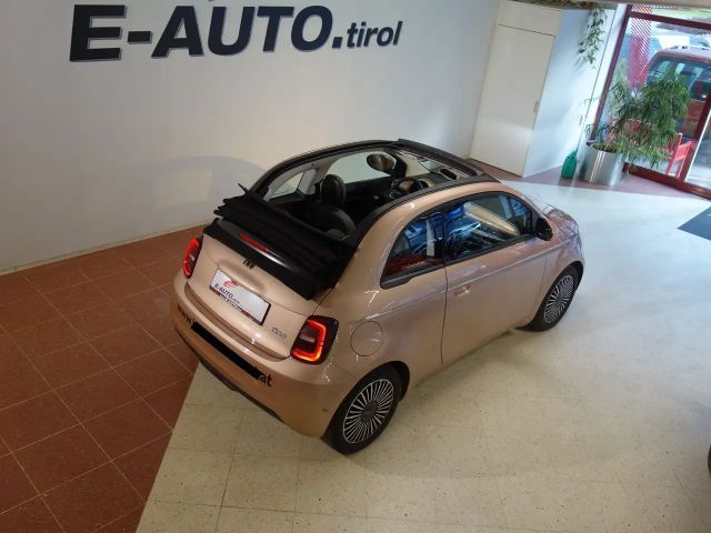 Fiat 500C Elektro 42 kWh CABRIO *SHZ *CARPLAY *MWST