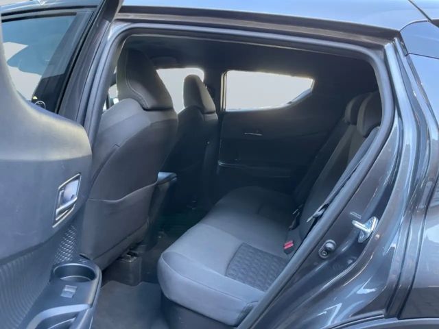 Toyota C-HR Hybride Team D