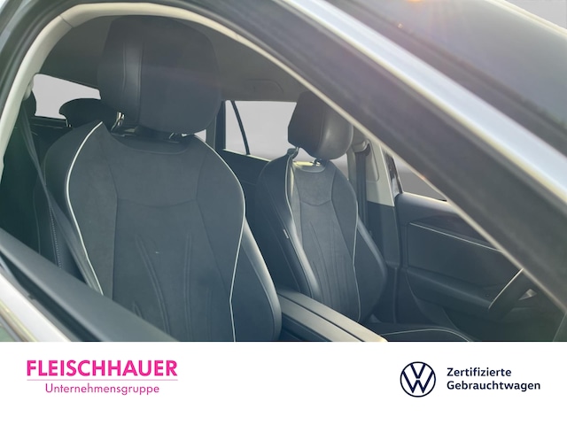 Volkswagen Passat AHK el. ErgoActive LED RFK Carplay VC ACC Lane PLA SideAss CCS