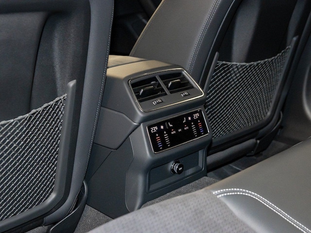 Audi S6 Quattro Sedan