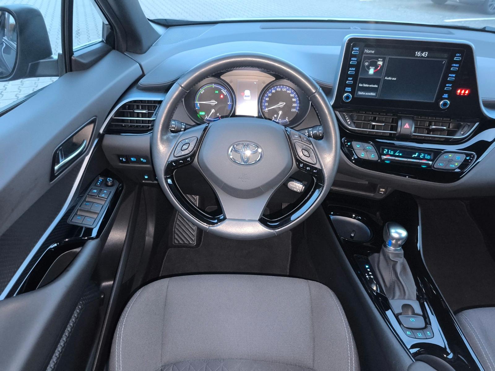 Toyota C-HR Hybride Team D