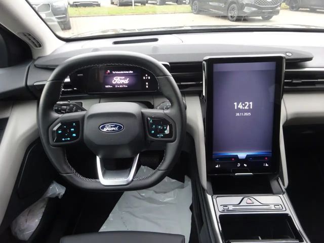 Ford Explorer Extended range RWD