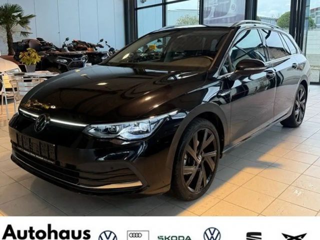 Volkswagen Golf 1.5 eTSI Style Variant