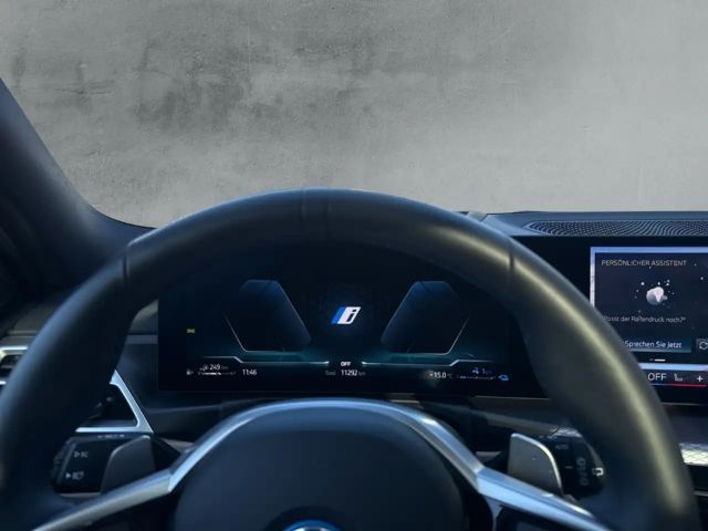 BMW 330 330e M-Sport Touring xDrive