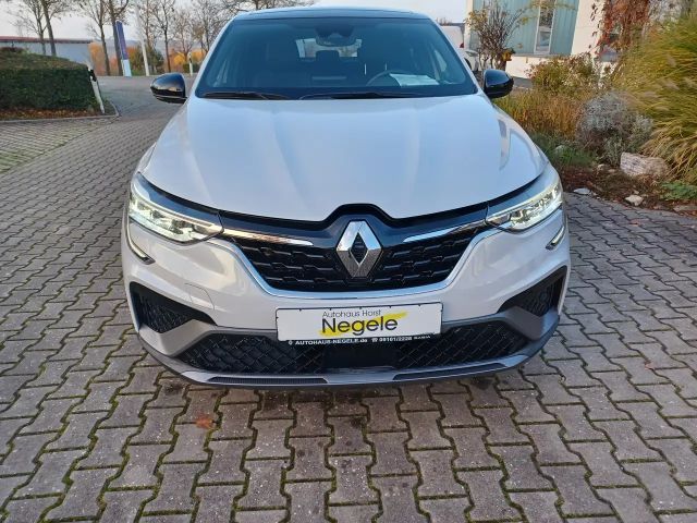 Renault Arkana E-Tech Hybrid RS