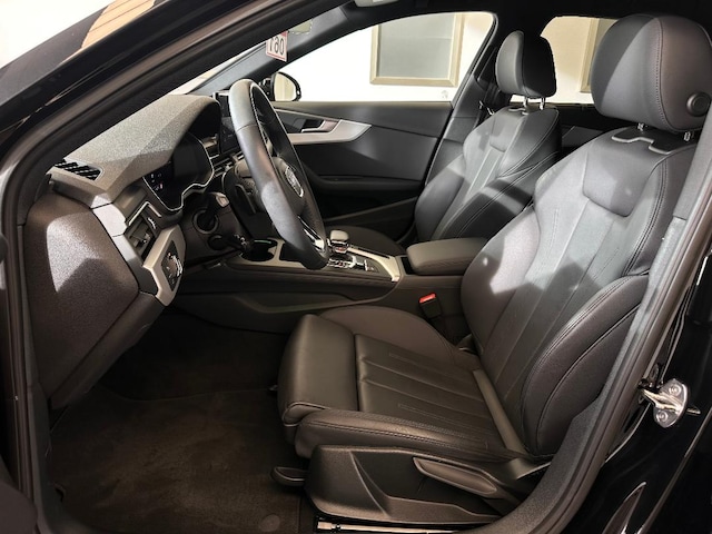 Audi A4 40 TFSI Avant S-Line S-Tronic