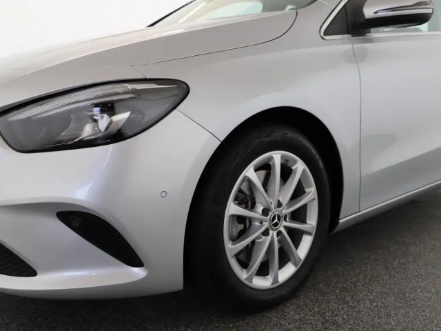 Mercedes-Benz B 250 Progressive Sedan