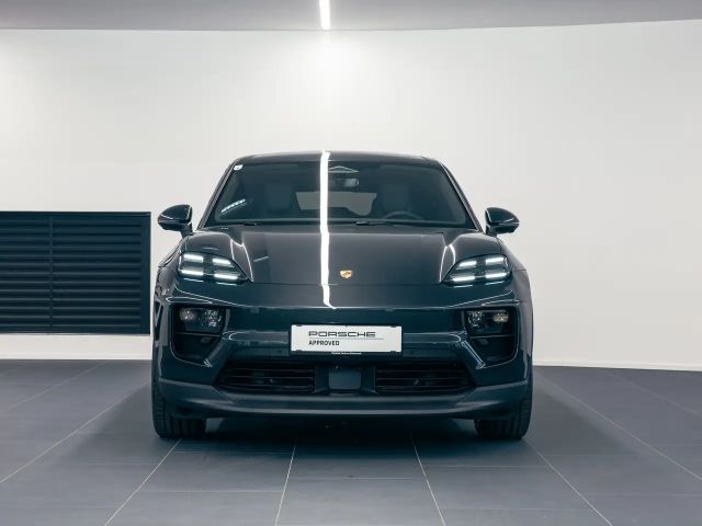 Porsche Macan 4
