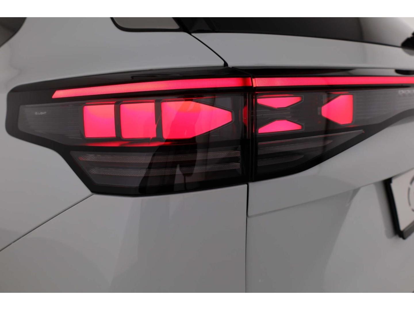 Volkswagen Tayron 2.0 TDI 4Motion R-Line