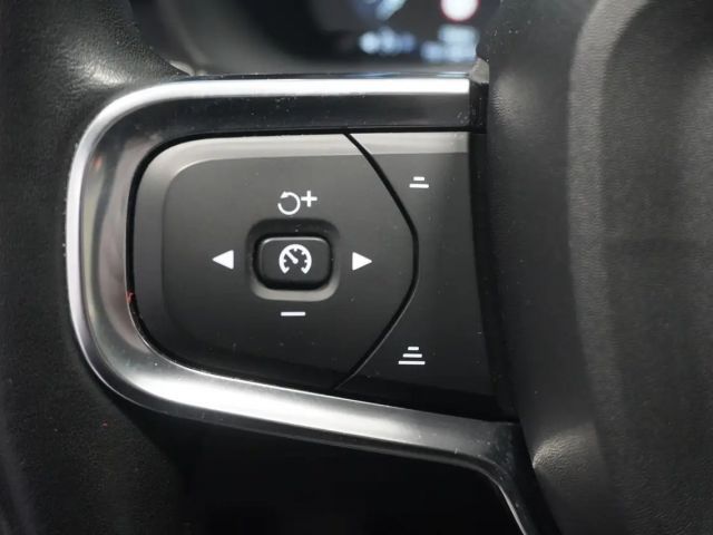 Volvo XC40 Recharge T4