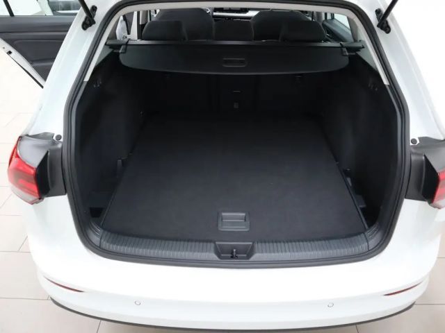 Volkswagen Golf DSG Life Variant