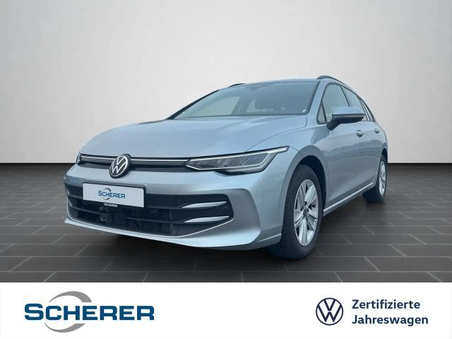 Volkswagen Golf Life Variant