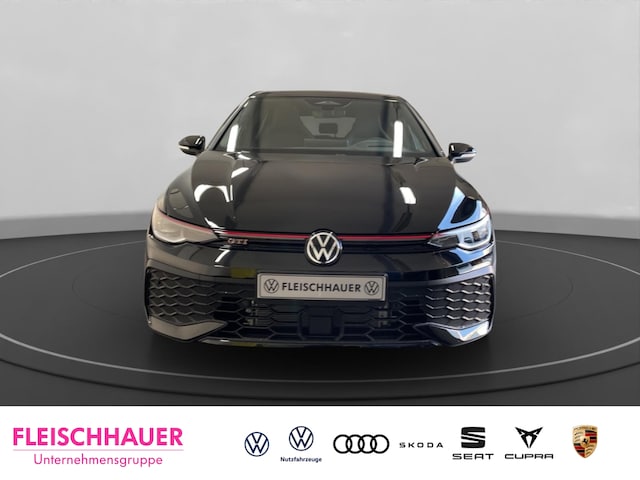 Volkswagen Golf 2.0 TSI Golf VIII