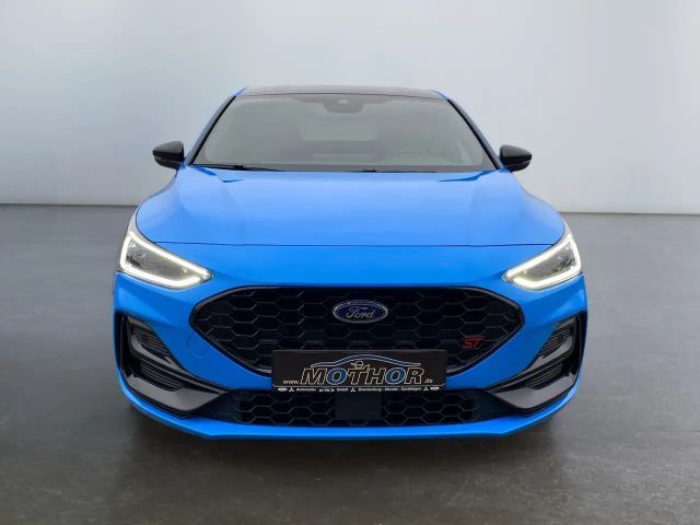 Ford Focus EcoBoost ST Line