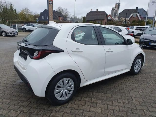 Toyota Yaris 1.0 VVT-i Comfort Hatchback VVT-i