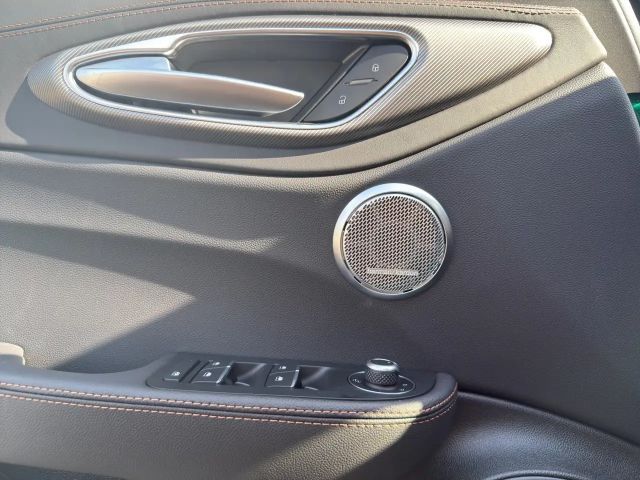 Alfa Romeo Giulia Q4 Turbo