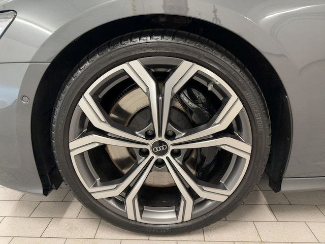 Audi S6 Avant Quattro