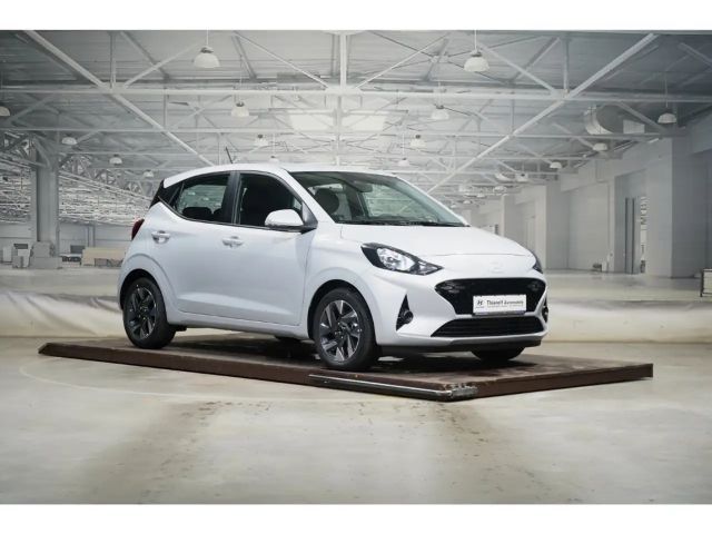 Hyundai i10 1.0 2WD Trend