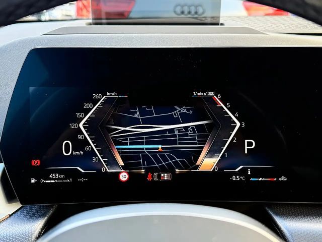 BMW 218 218d Active Tourer M-Sport Sedan