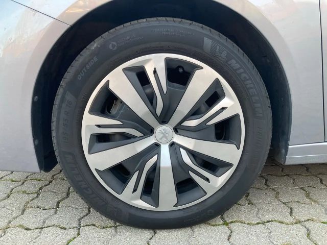Peugeot 208 Active Pack PureTech