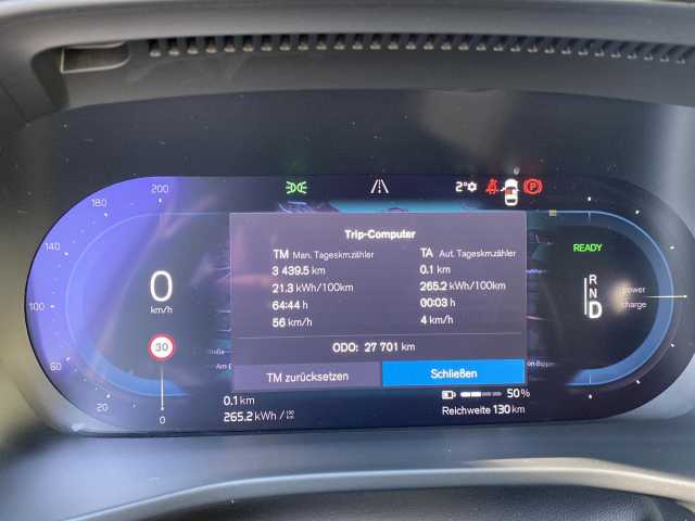 Volvo XC40 XC40 Navi LED Klima Standhzg Einparkhilfe el. Fenster