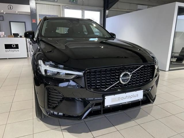 Volvo XC60 AWD Dark Plus