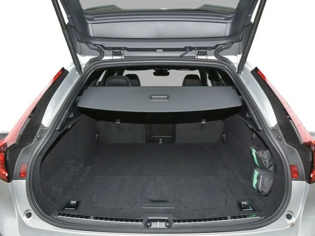 Volvo V90 Dark Plus