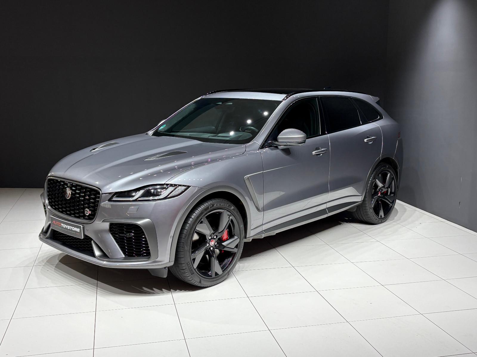 Jaguar F-Pace SVR