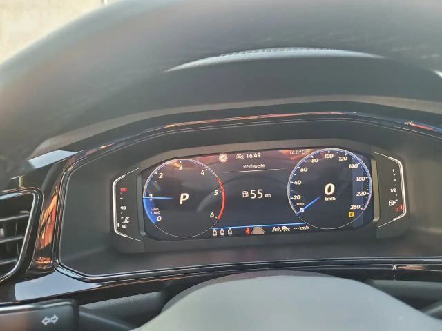 Volkswagen T-Roc IQ.Drive R-Line