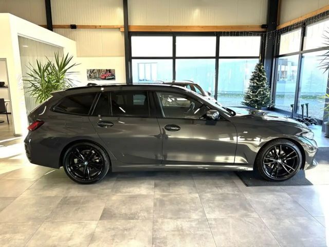 BMW 320 320d M-Sport Touring xDrive