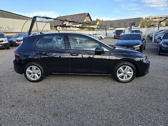 Volkswagen Golf 1.5 eTSI DSG Life