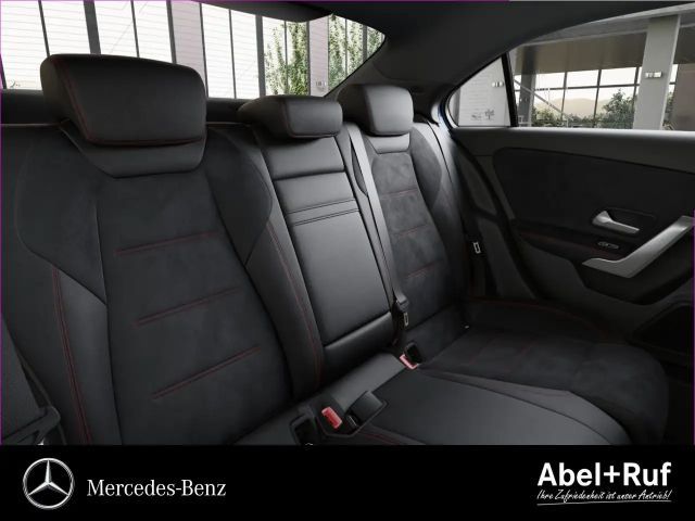 Mercedes-Benz A 200 AMG Line