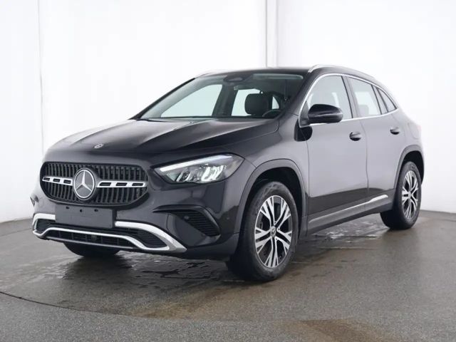 Mercedes-Benz GLA 200 Progressive