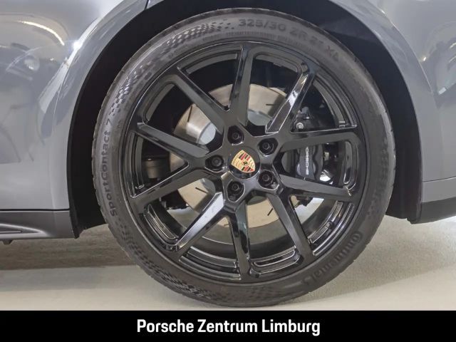 Porsche Panamera 4 E-Hybrid