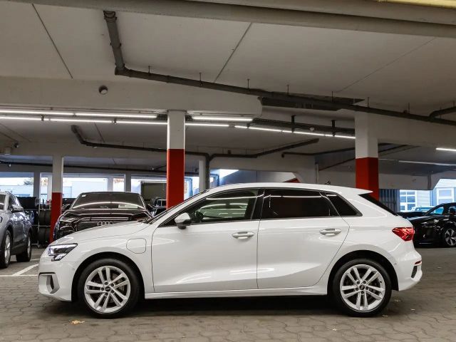 Audi A3 40 TFSI Hybride Sedan