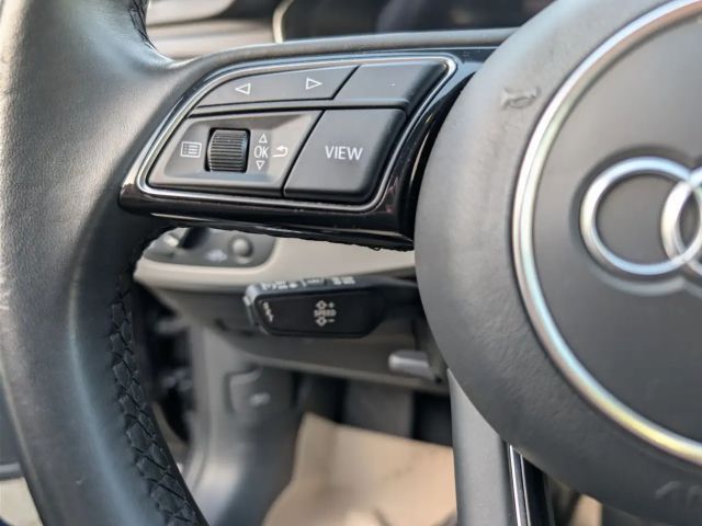 Audi A4 S-Tronic Sedan