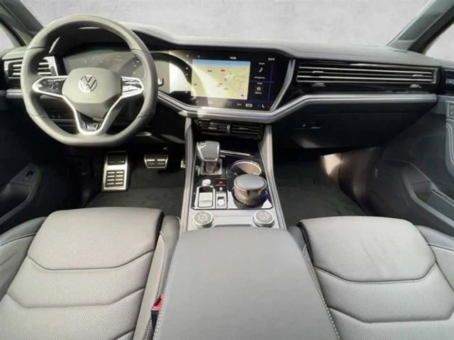 Volkswagen Touareg R-Line Style