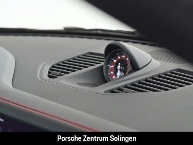 Porsche 992 Cabrio Carrera GTS