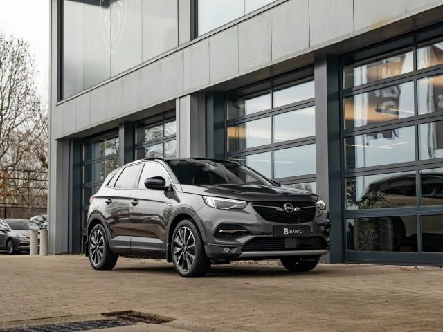 Opel Grandland X Plugin Hybr. 4X4 200pk | Volledig Leder | Camer...