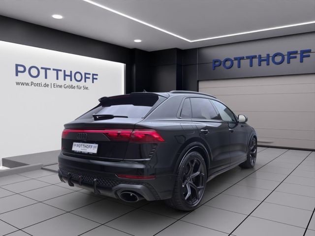 Audi RS Q8 Performance Quattro